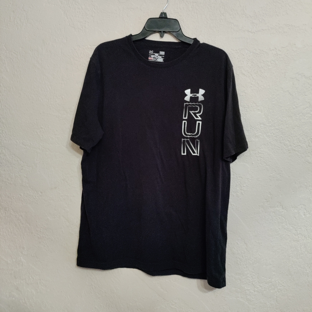 Under Armour men's tee L Loose run heatgear